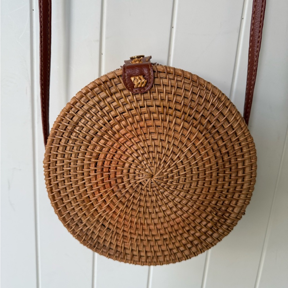 Woven Round Rattan Straw Boho crossbody bag with floral fabric lining